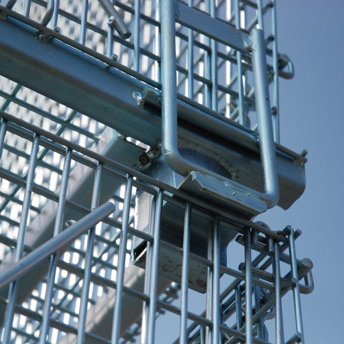 Storage wire mesh containers